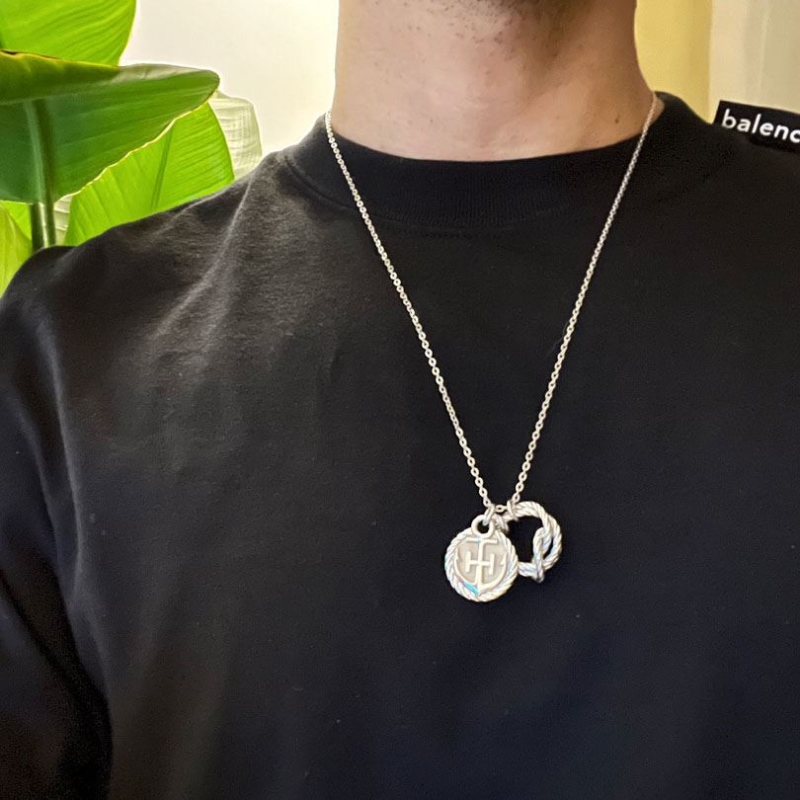 H**mes necklaces